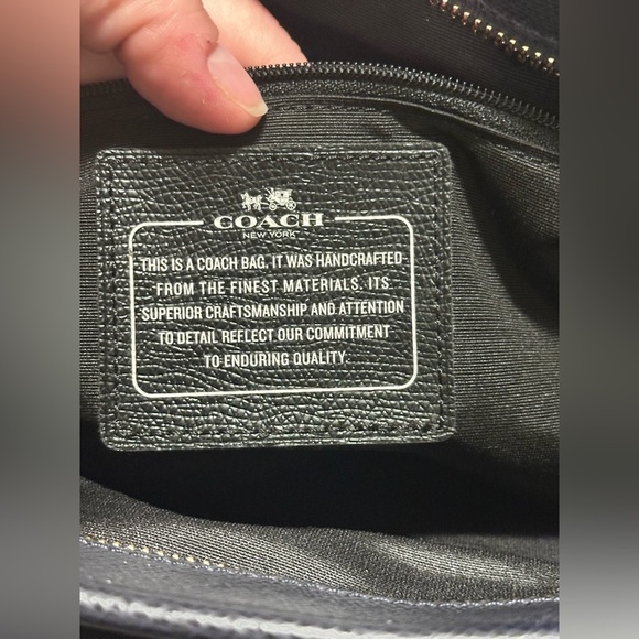 Coach City Zip Tote, midnight - Picture 5 of 8